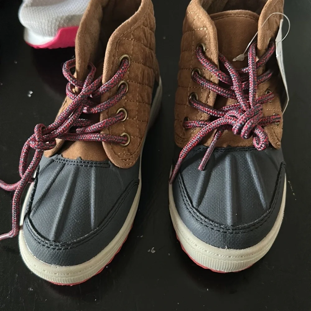 Oshkosh boots